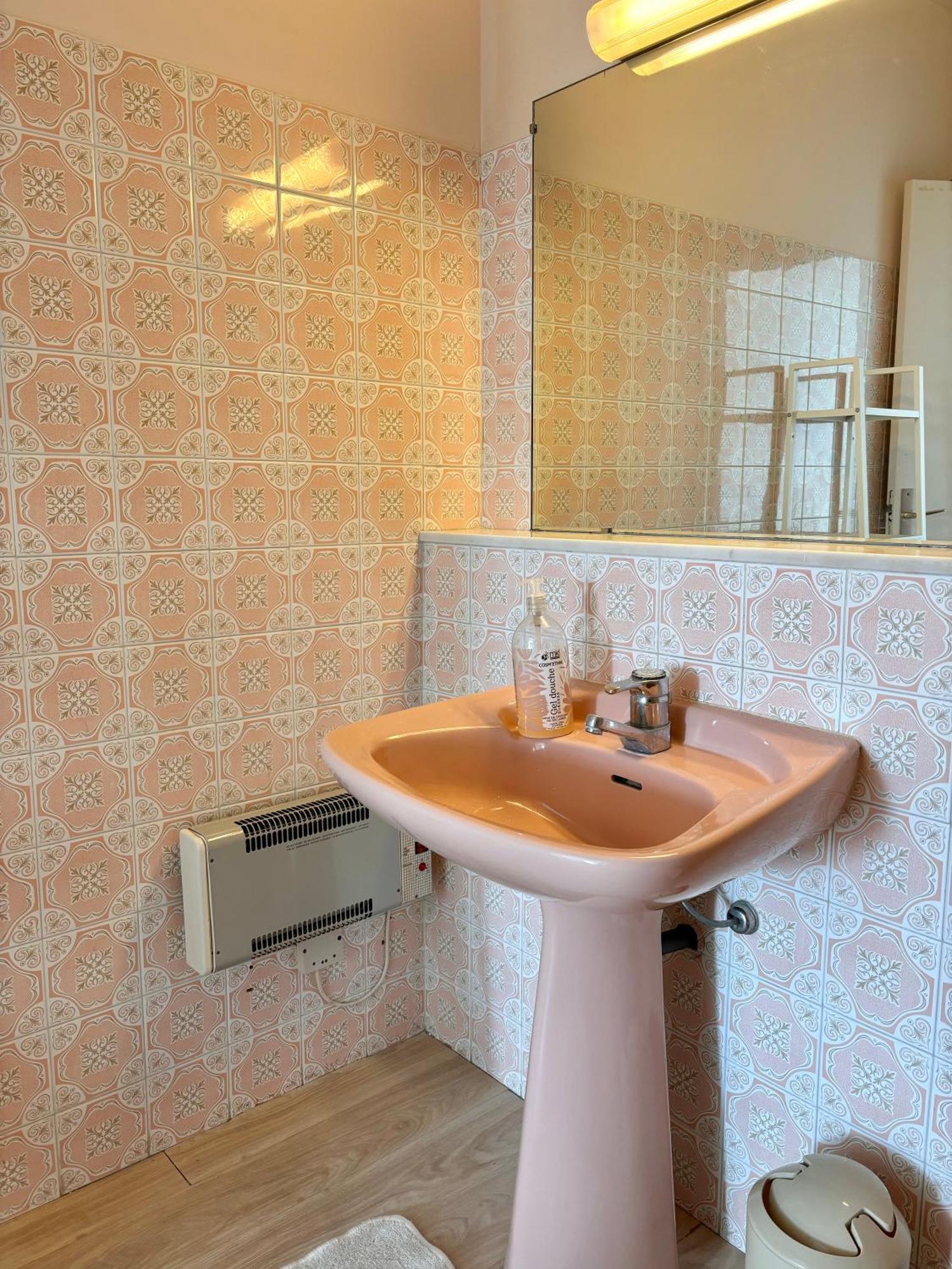 רוקברון-קאפ-מרט French Riviera Apartment With Swimming Pool And Free Parking Near Monaco מראה חיצוני תמונה