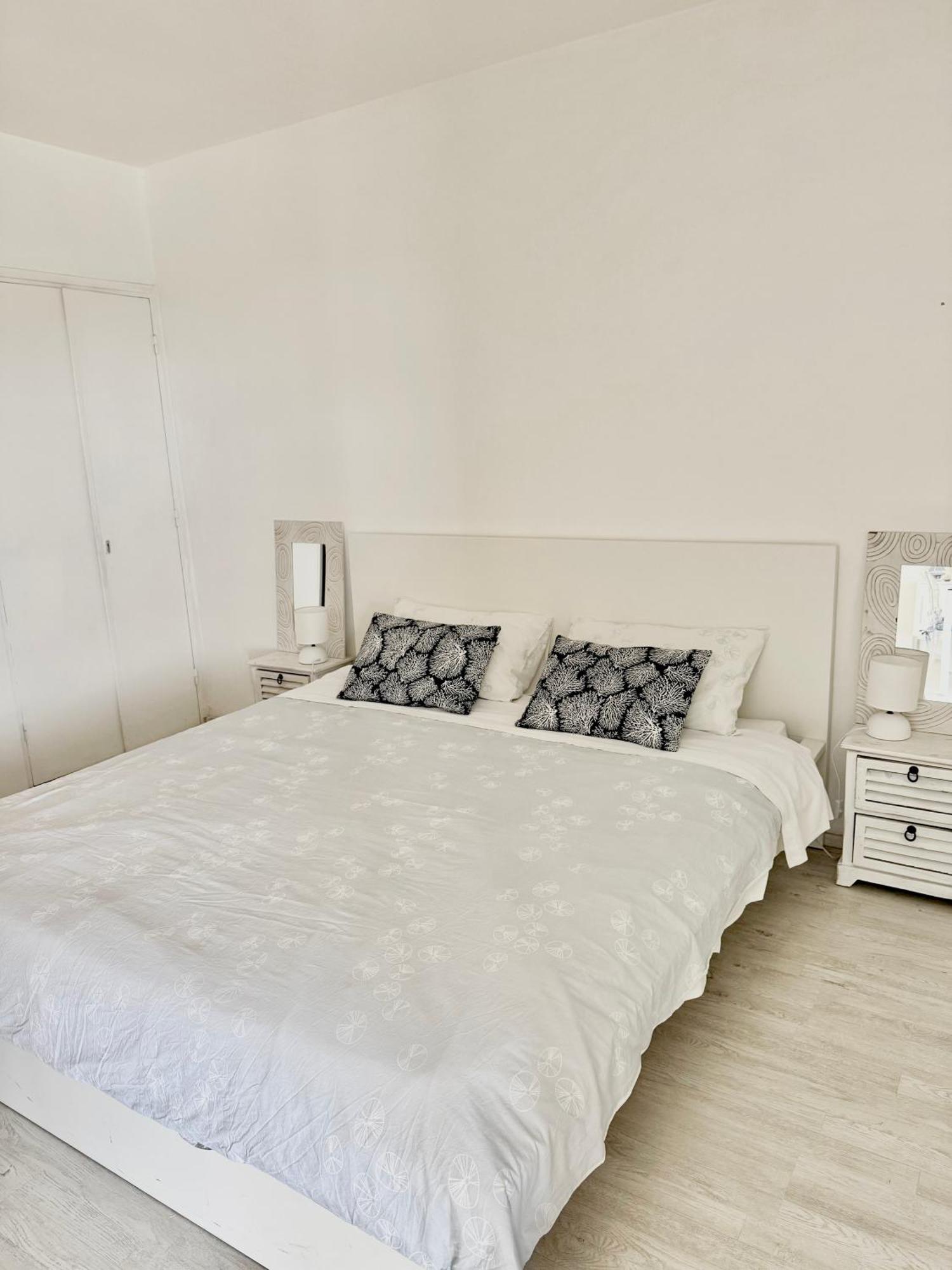 רוקברון-קאפ-מרט French Riviera Apartment With Swimming Pool And Free Parking Near Monaco מראה חיצוני תמונה